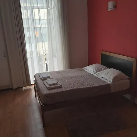 Casa de hóspedes Areia Da Foz 2*